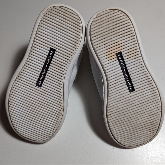Tommy Hilfiger Girls Toddler Size 7 Shoes - Picture 7 of 7